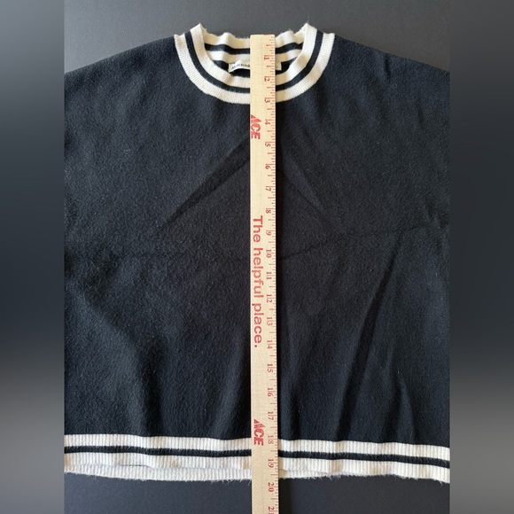 Abercrombie & Fitch Crew Sweater Tee – Size Small - Picture 4 of 7